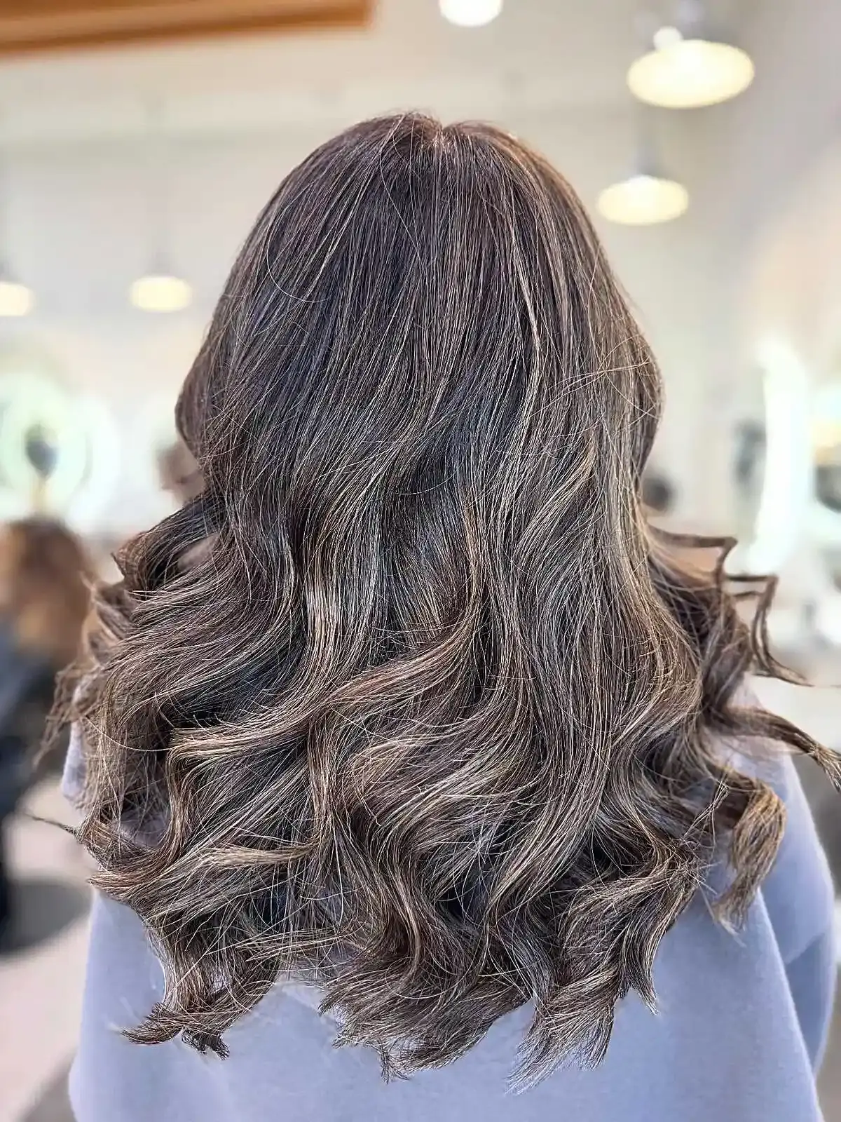 Blonde Highlights on Dark Brunette Hair