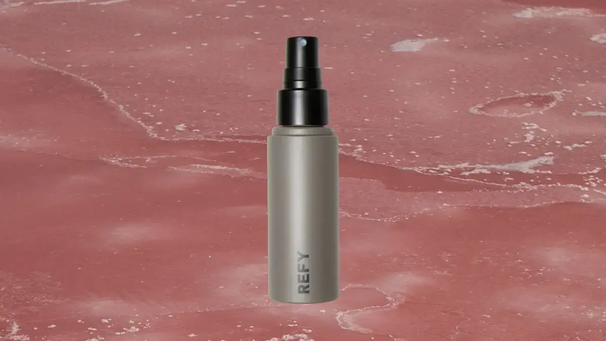 Dewy Finish Perfection with Refy Face Setter