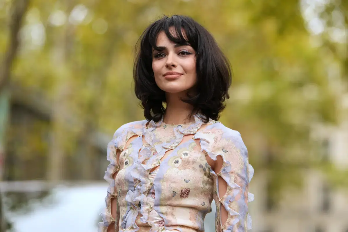 Growing Out Your Bob? Try the Butterfly Cut