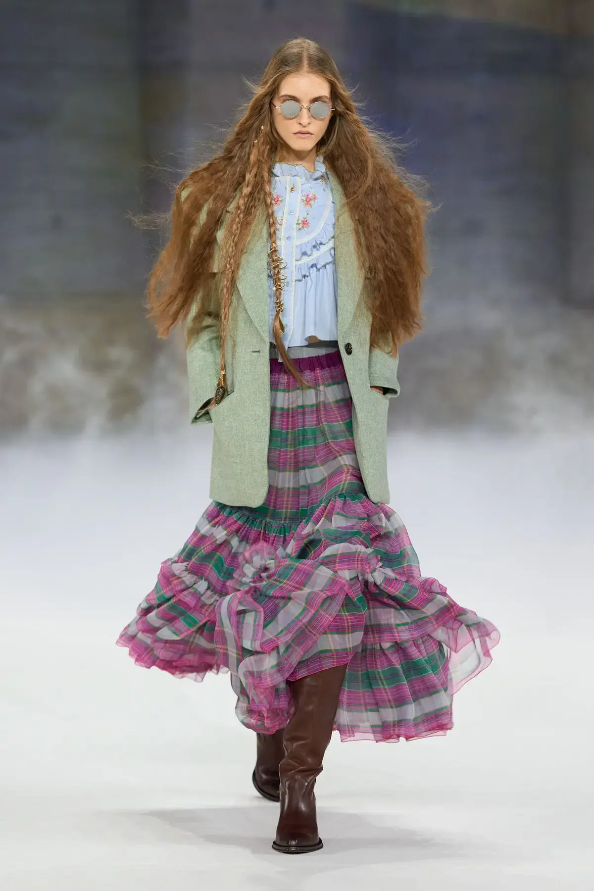 How to Pair Your ’70s Boho Skirt with Boots This Autumn