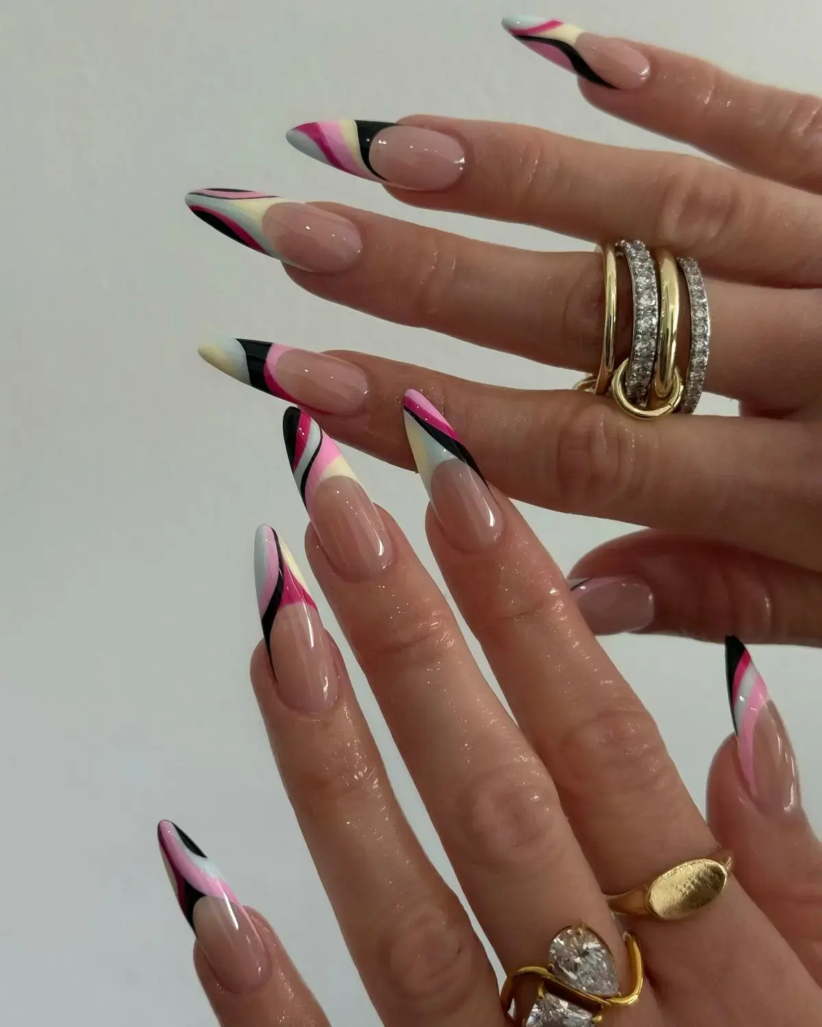 Pucci-Inspired Nails Take Over Summer Fashion