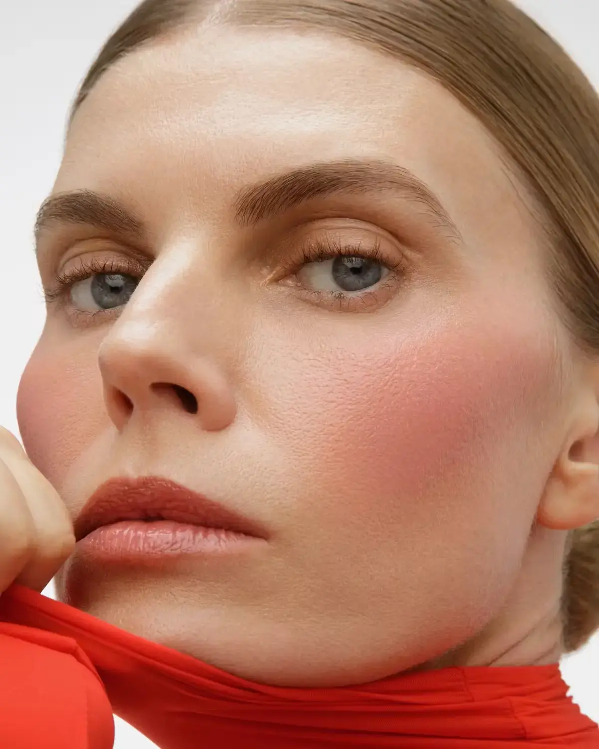 The Rise of Natural-Looking Mascaras to Achieve the „Ghost Lash” Look