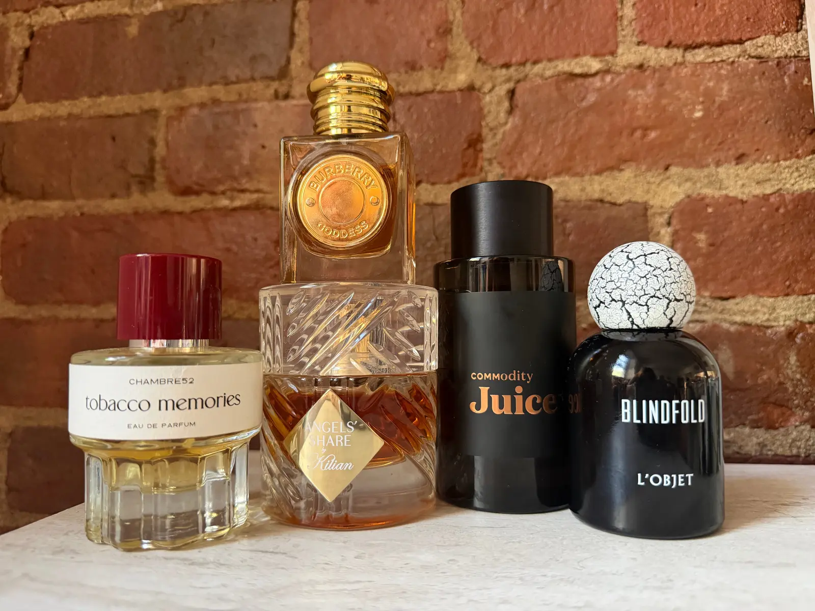 10 Sexy Perfumes That Do All the Flirting for You