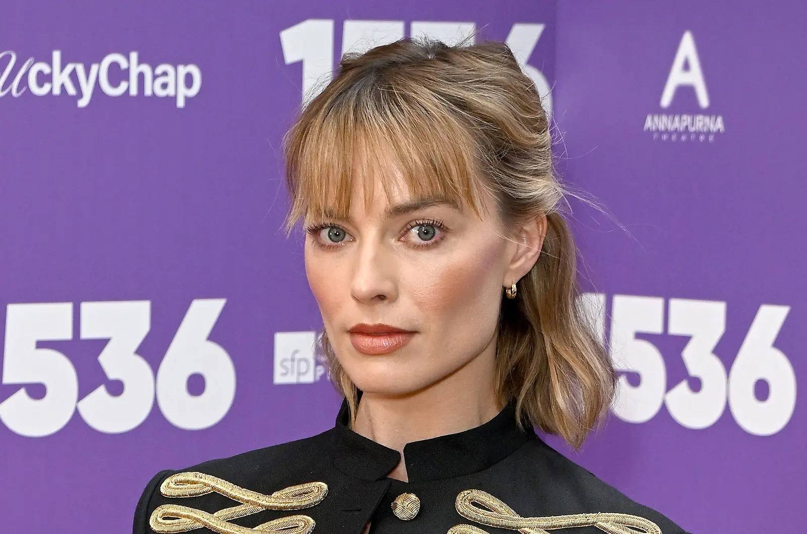 A Soft Wavy Bob Is the ‘Less Is More’ Haircut That Suits Everyone