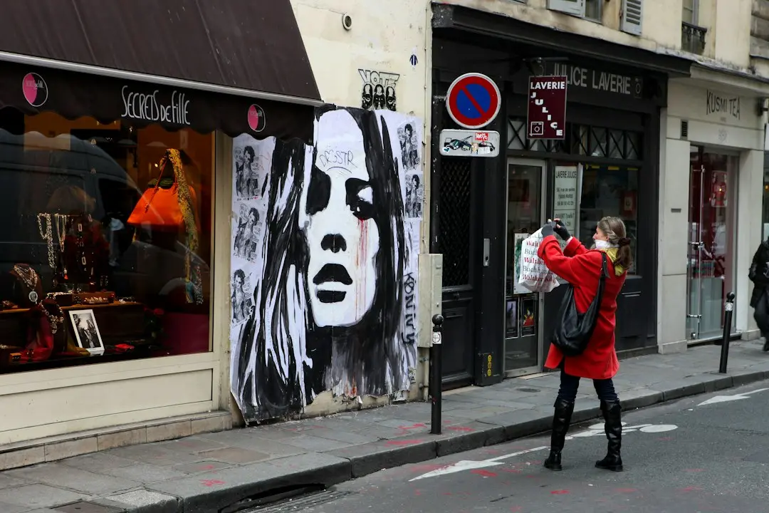 Kate Moss Revisits Hunter Boots for Brand’s 170th Anniversary Campaign