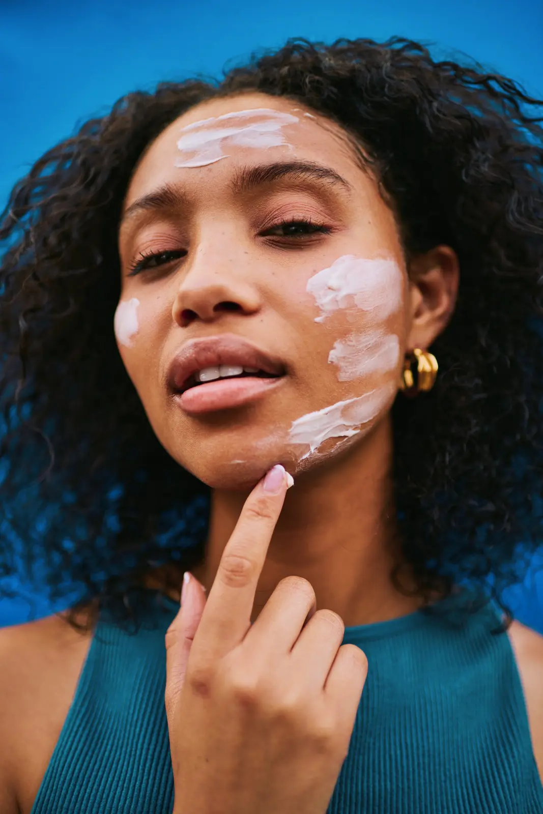 Navigating the Labyrinth of Modern Anti-Aging Skincare Ingredients