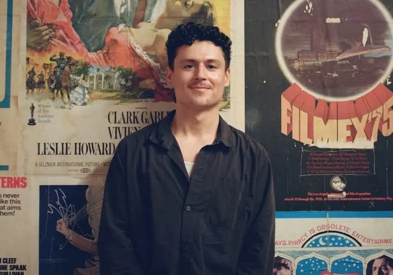 Ben Mora wants to see your bedroom
